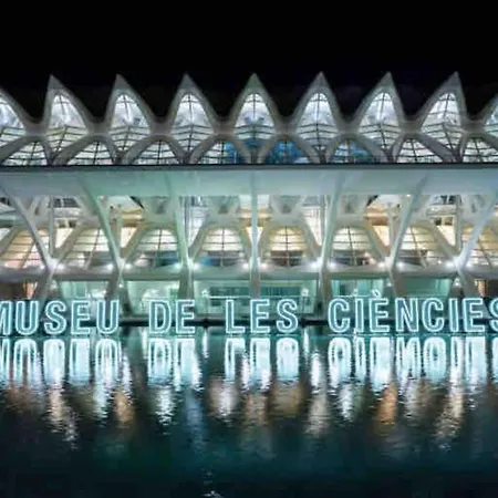 Oceanfront With Panoramic Seaview Apartment *